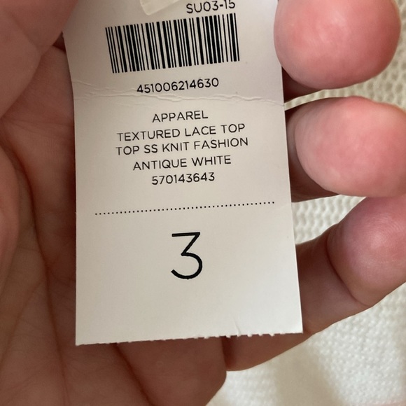 Chico's Womens White Open Pattern
Crochet Lace Sheer Short Sleeve size 3 (XL) - Picture 6 of 7